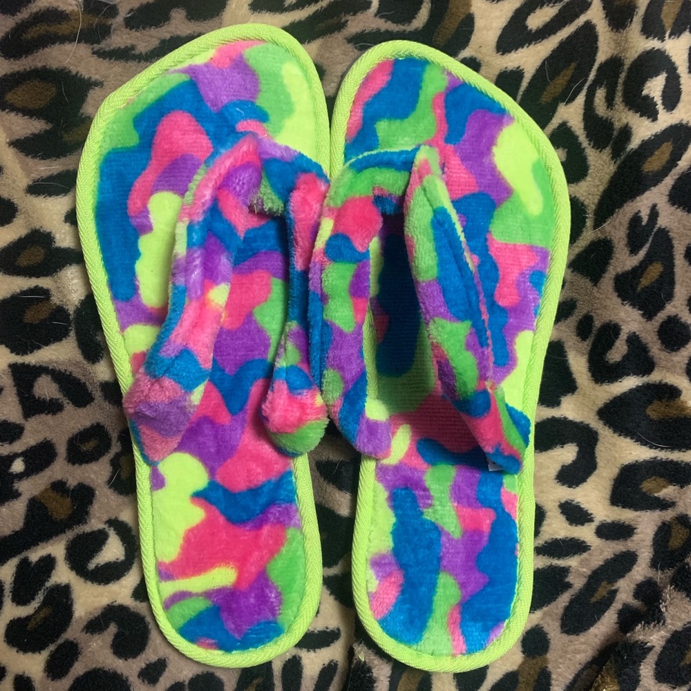 Slipper sandals